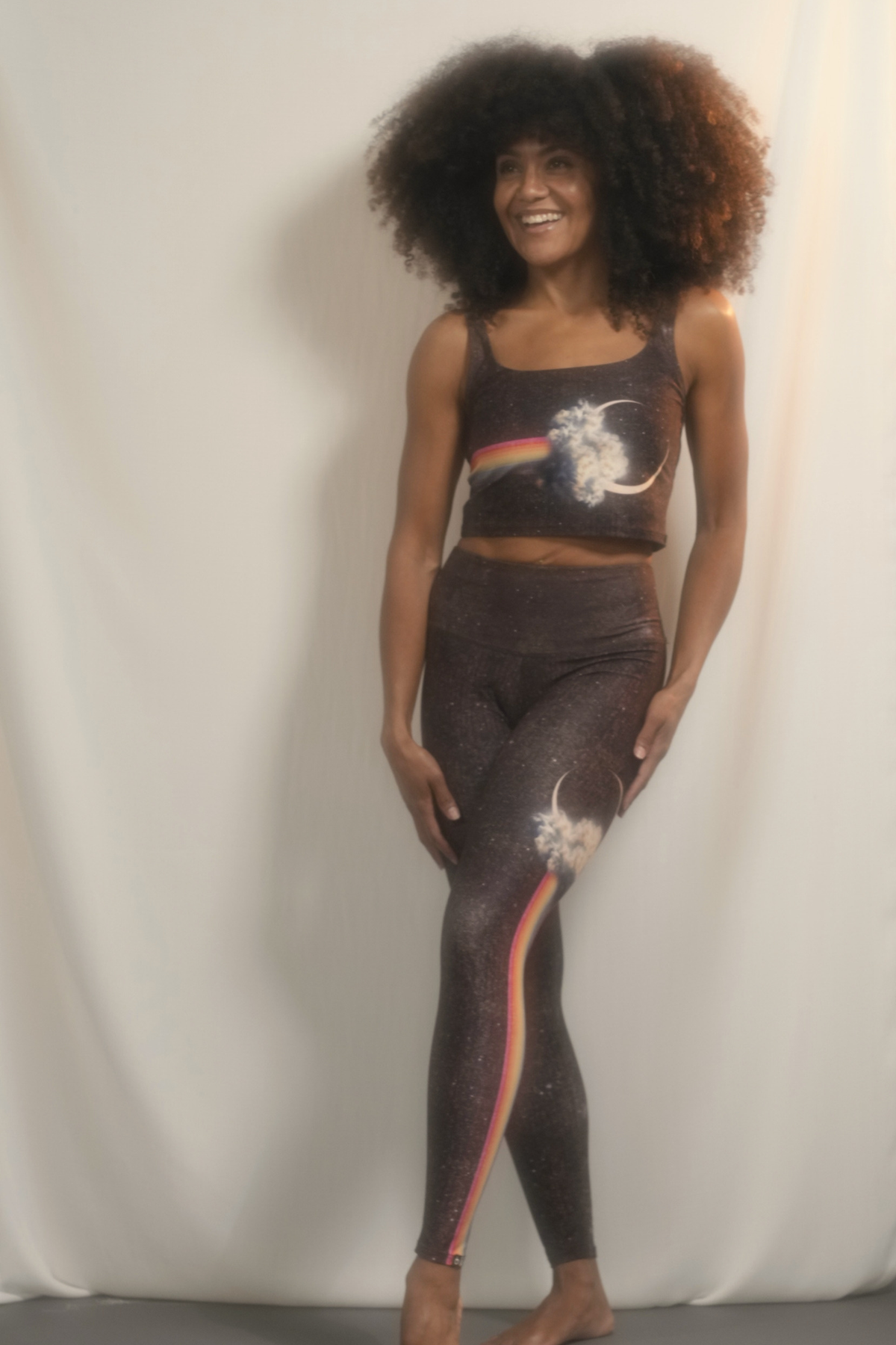 HOT GIRL LEGGING - RAINBOW MOON