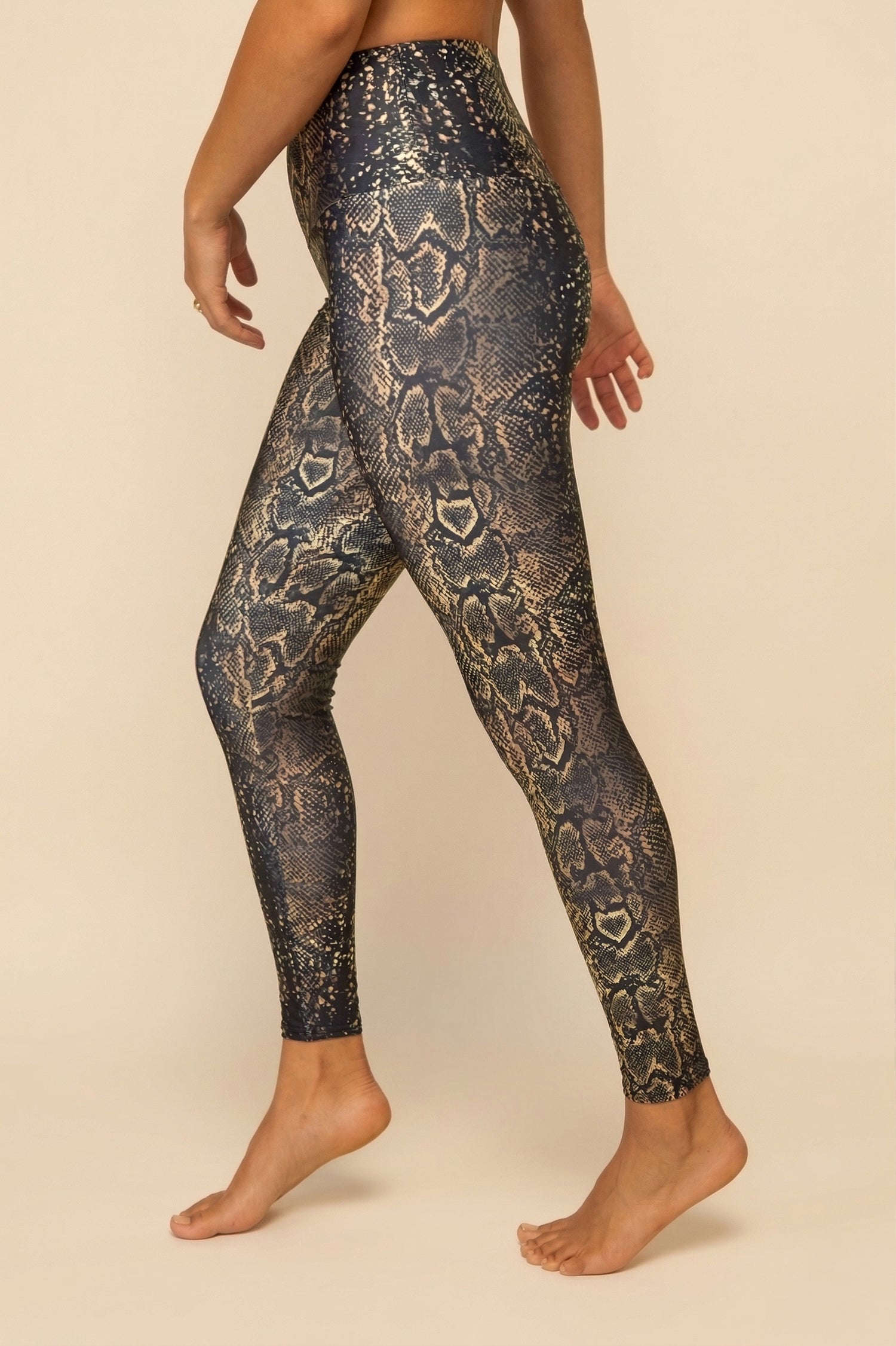 HOT GIRL LEGGING - HONEY SNAKE
