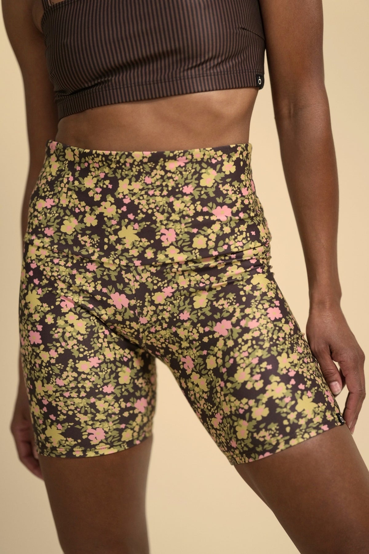 BIKER SHORT - FLOWER CHILD
