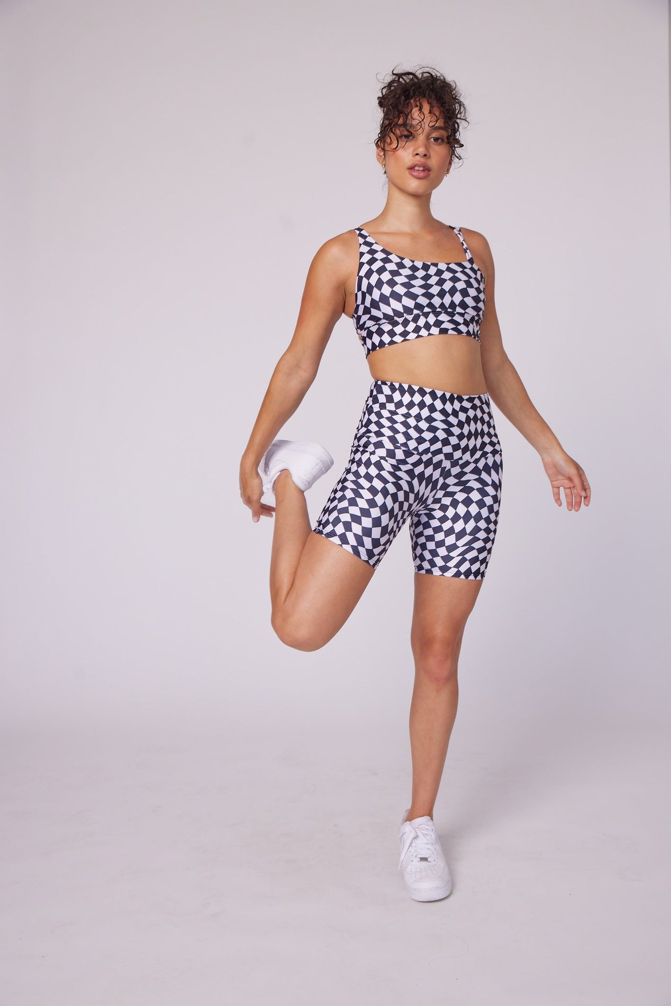 アイスバーグ　ヨガウェア  onzie  オンジー Women's Workout & Active Clothes - Yoga Pants & Leggings – ONZIE
