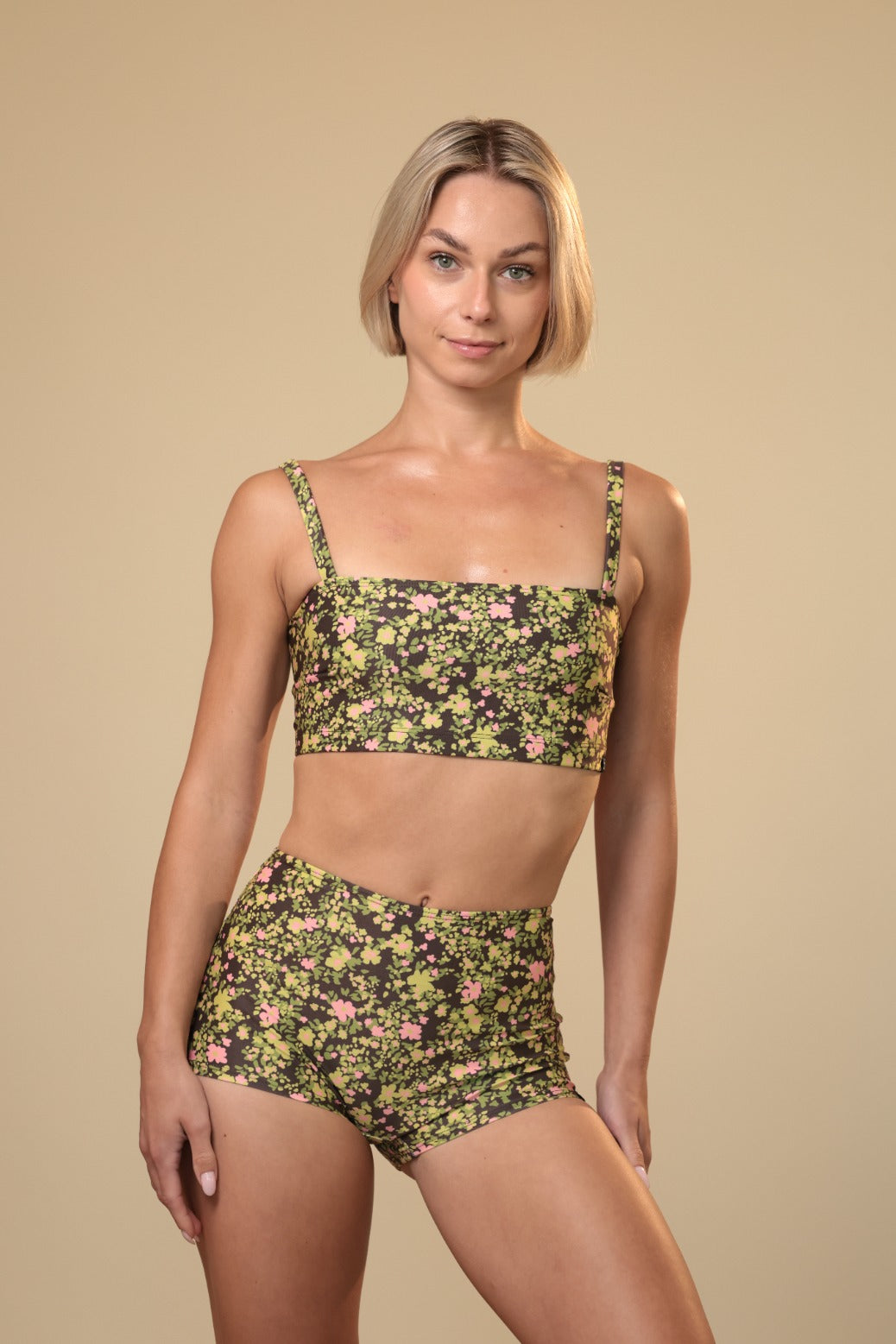 BOOTY SHORT - FLOWER CHILD