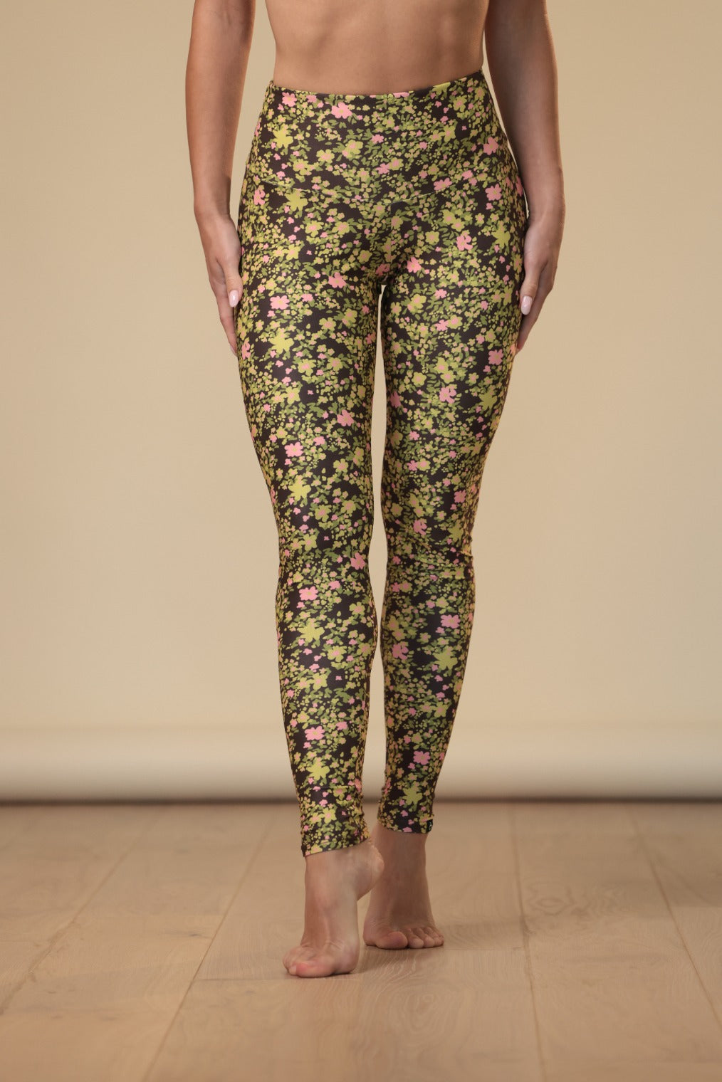 HOT GIRL LEGGING - FLOWER CHILD