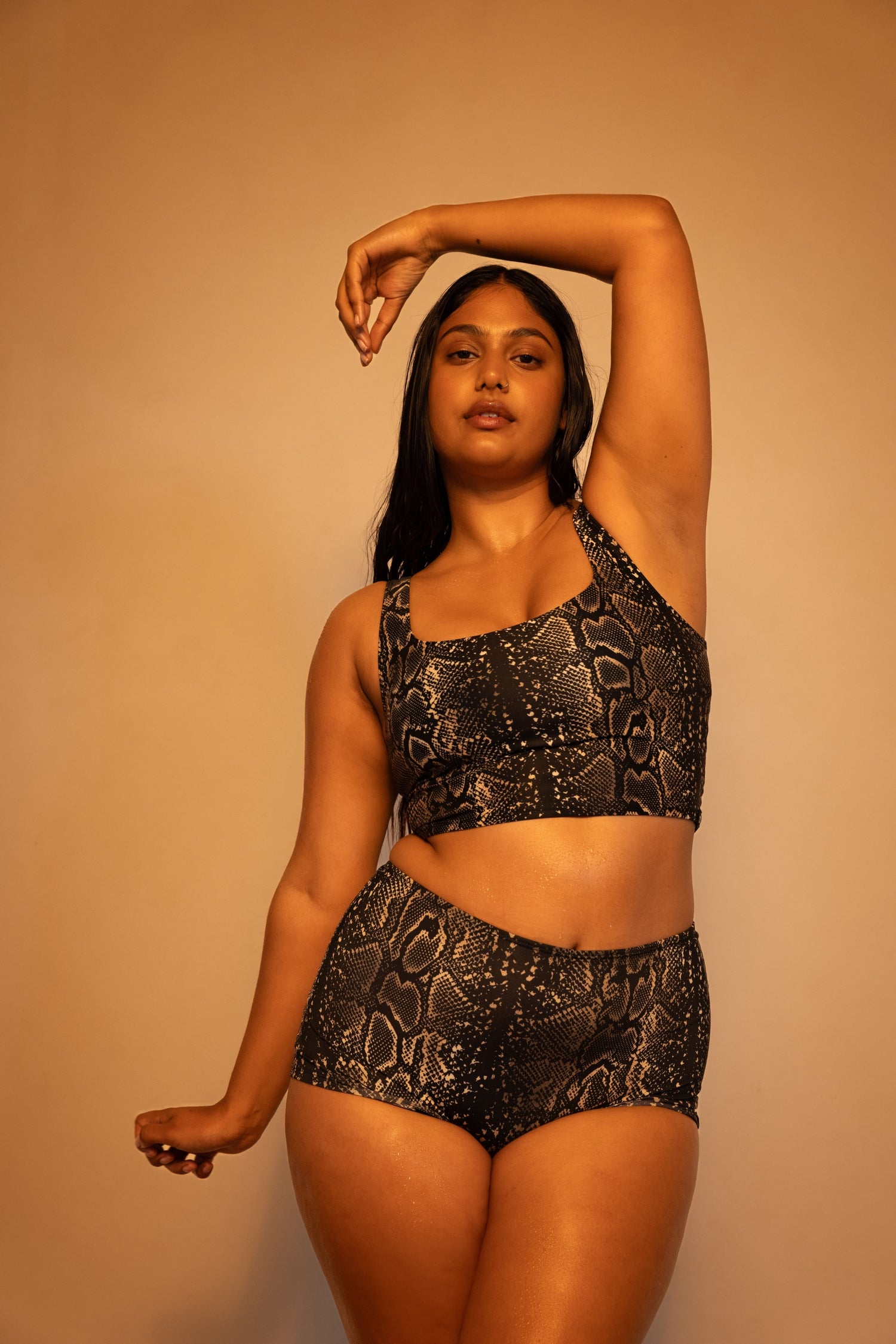 BOOTY SHORT - HONEY SNAKE