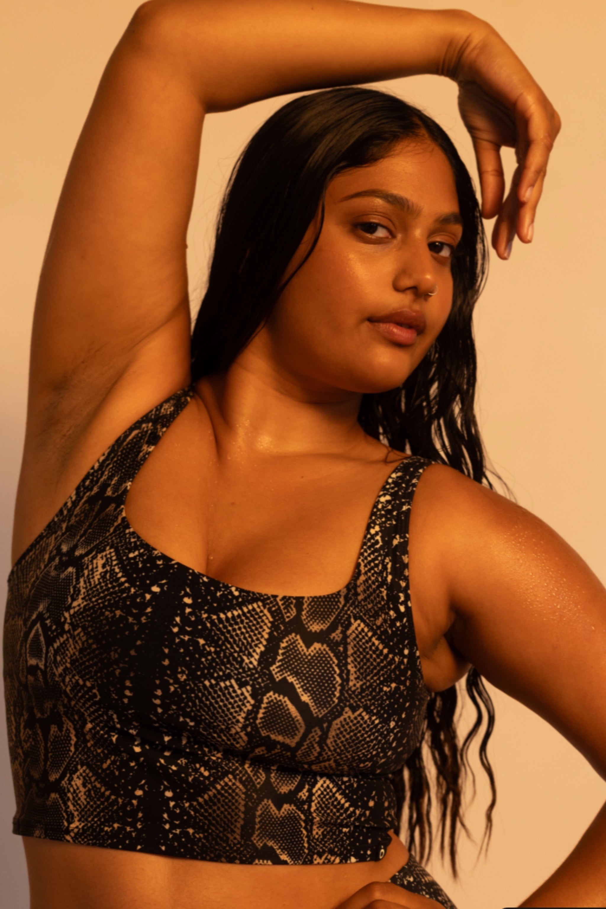 Women's Sport Bras and Yoga Crop Tops – ONZIE
